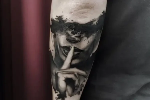 Nick Iliopoulos in Hamburg